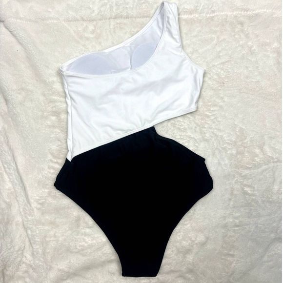SweatyRocks Color Block One Shoulder Cutout 1pc Monokini Swimsuit SZ L: NWOT - Picture 8 of 12